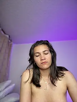 Chatroom XXX en direct de aurora_divine