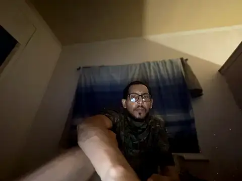 ThrowedWorldWide Chat XXX live