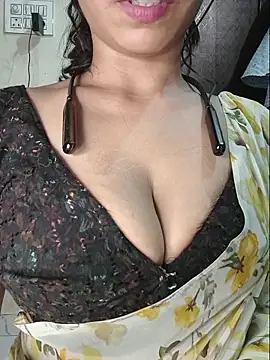 Savita2310 现场XXX聊天