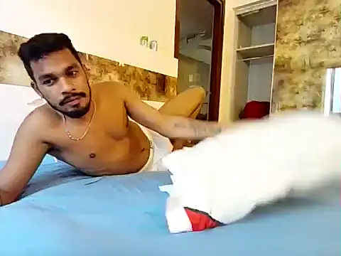 Desihotboy990 Webcamshow