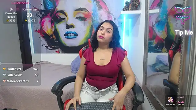 valeria_martinez19 Adlı Modelin Canlı XXX Sohbeti