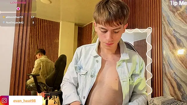 EVAN_TAY Pertunjukan Webcam