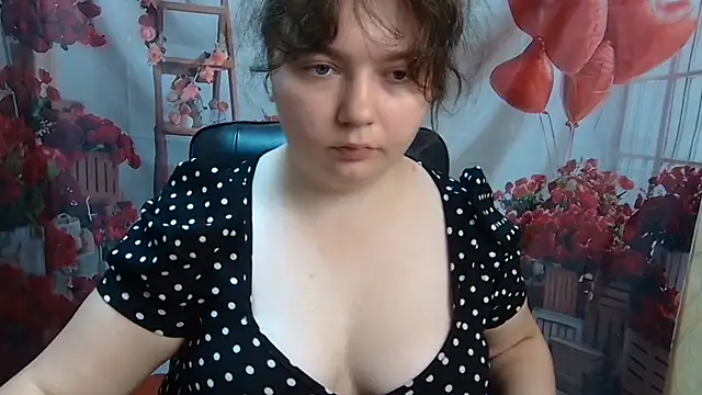 NeonilaLisova Chat XXX in diretta
