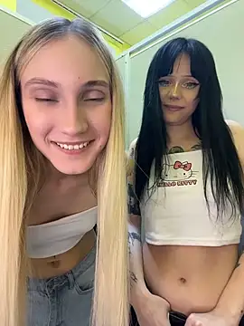 Pink_Kiss Live XXX-Chat
