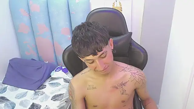 Онлайн чат XXX liam_play