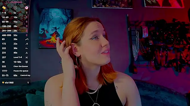 the_high_priestess' Webcam Show