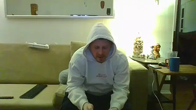 9VOLTT's Live XXX Chat