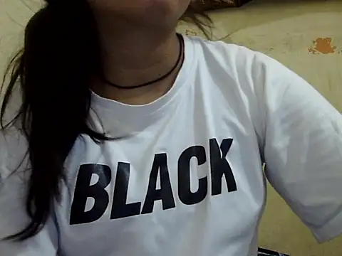 Priyanka_Chopr live XXX chat