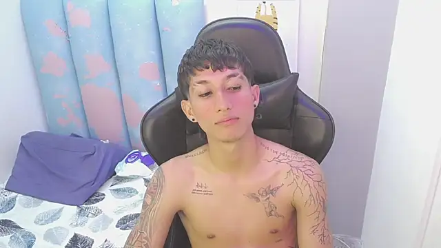 liam_play Live XXX Chat