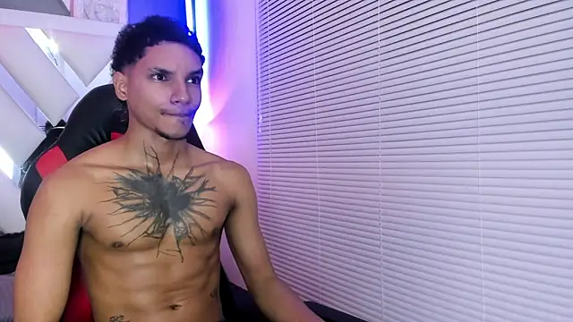 Show Webcam de kai_storm77