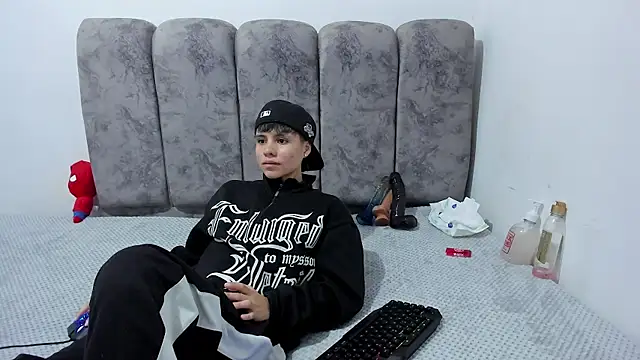 Bruno_Cruzz 라이브 XXX 채팅
