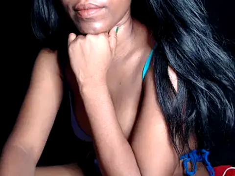 Cattaleen's Live XXX Chat