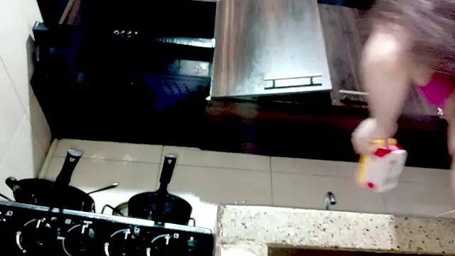 PetiteIvoryQueen19 Chat XXX in diretta