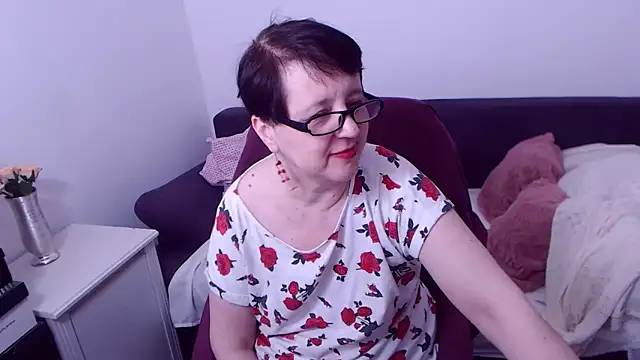 ChristaRose Adlı Modelin Canlı XXX Sohbeti