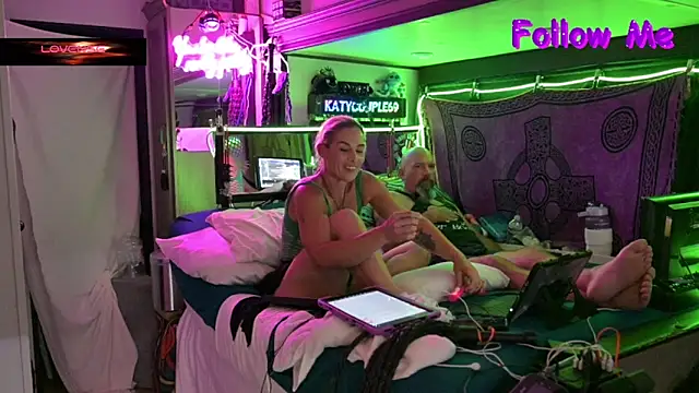Katycouple69 Adlı Modelin Web Kamerası Şovu