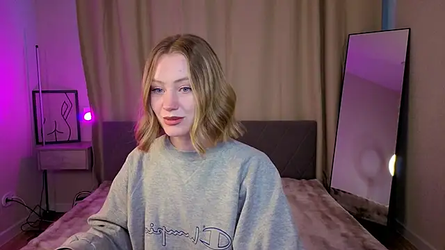 EvaHamilton's Live XXX Chat