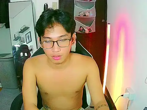 Baby_Aries69 Pertunjukan Webcam
