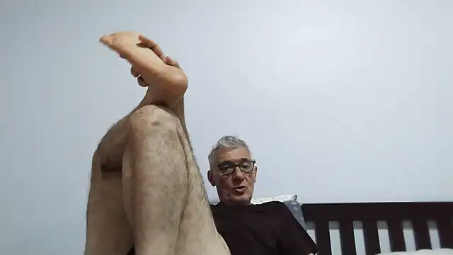 BIGUNCUTHARDCOCK's Webcam Show