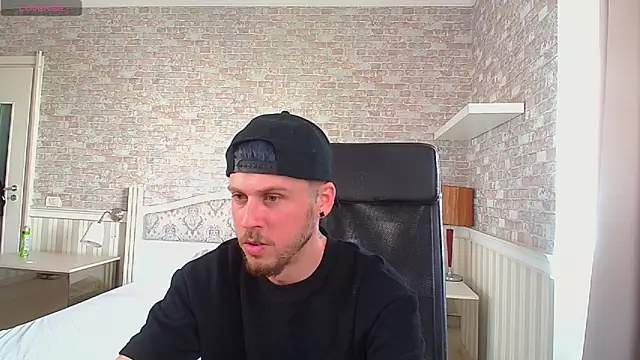 Chat XXX ao vivo de JonahShaw