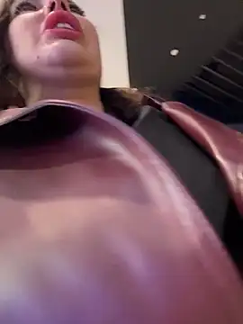 XXX chat uživo modela AleksandraRich