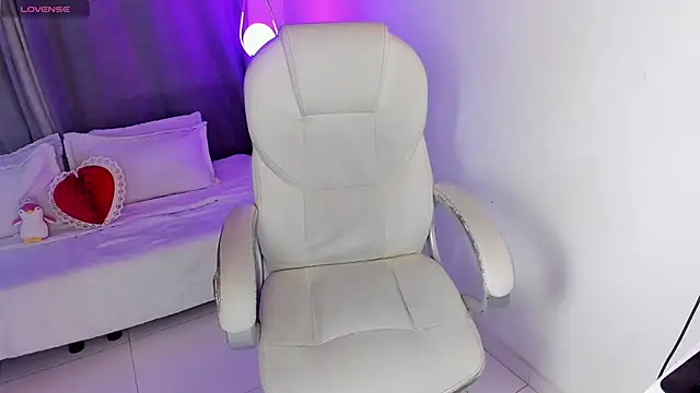 Irisbeel's Live XXX Chat