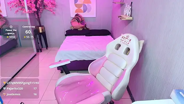 Maggy_t18's Live XXX Chat