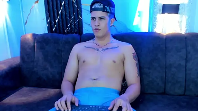 dominic_connor Webcamshow