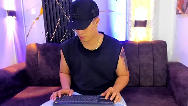 dominic_connor Webcamshow