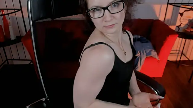 AureliaGleam's Webcam Show