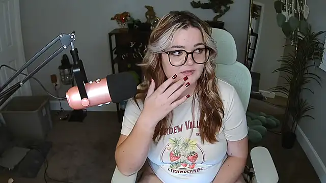 Briieverly élő XXX-chatje