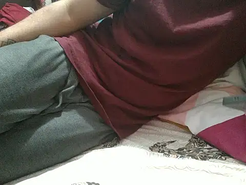 Precumboner ওয়েবক্যাম শো