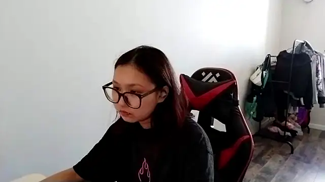 Chat XXX en directo de AdelineCanup