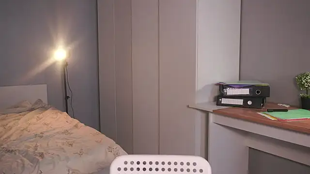 Leyla_crsh Adlı Modelin Canlı XXX Sohbeti