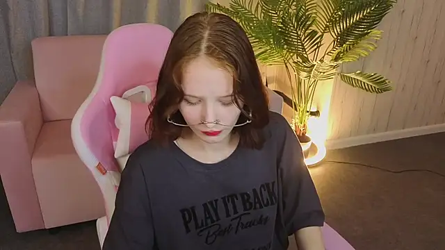 AliceJohansone – Naživo XXX chat