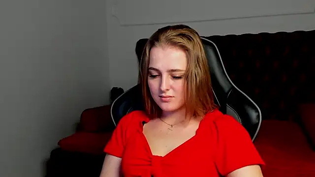 EllaBells' Live XXX Chat