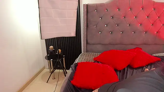 Show de webcam de Scarbadgirl_