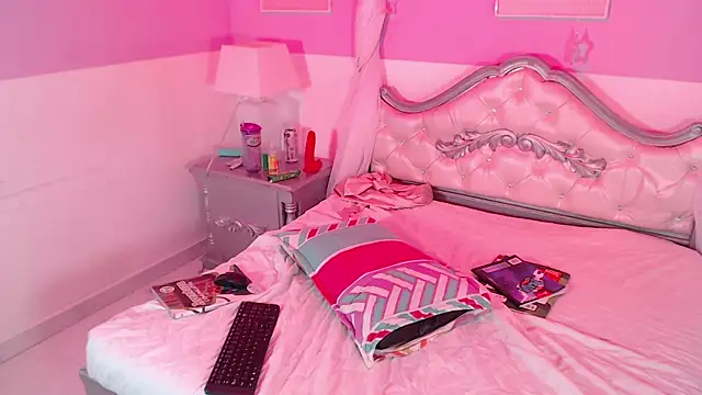 ScarlettToush Chat XXX live