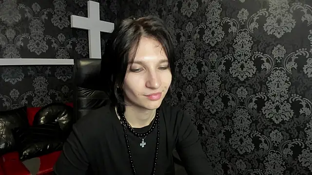 عرض كام AdonBev