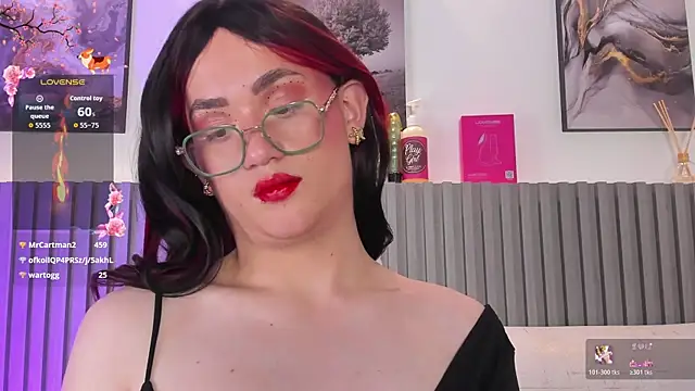 Victoria_Hiills – webcam-show