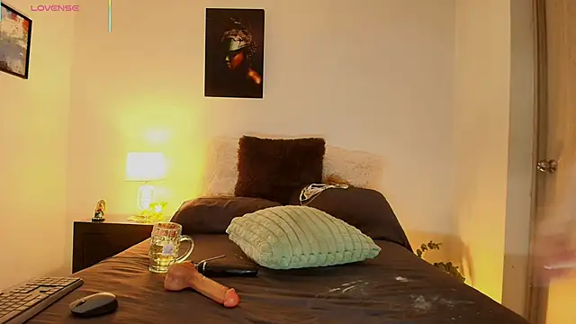 Skay_Hot – Naživo XXX chat