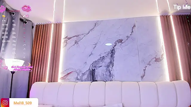 melanieklaus2 Adlı Modelin Canlı Sohbet Odası