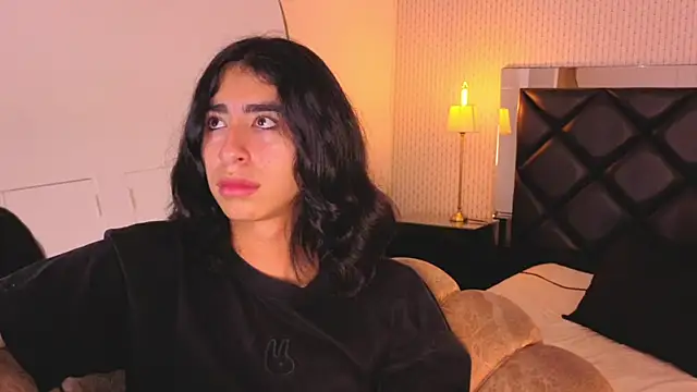 ryo_light Adlı Modelin Canlı XXX Sohbeti