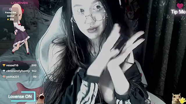 chloe_crystall_killer Chat XXX in diretta