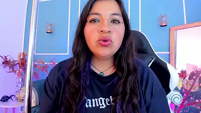Živý XXX chat TaraTaylorr