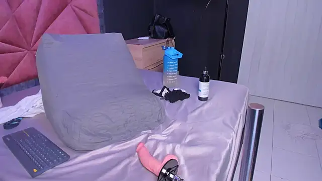 Amy_whittee 现场XXX聊天