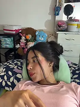 Czat XXX na żywo – Milleradhara24
