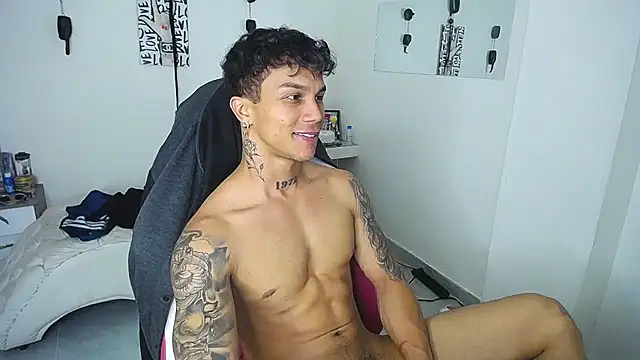Chat +18 de Leonard_Price ao vivo