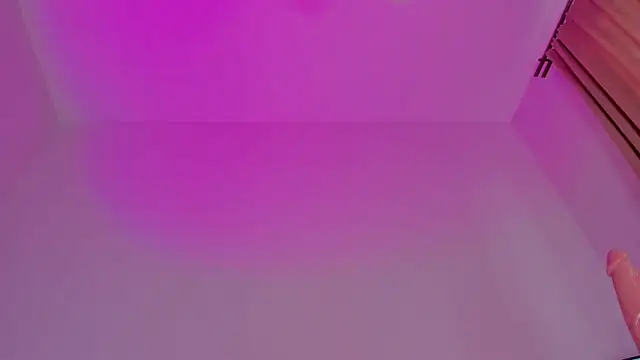 maakimo élő XXX-chatje