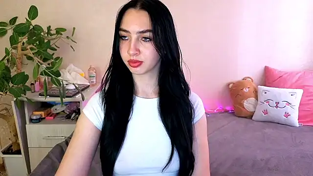 WildKittenX_ – Live XXX-chat