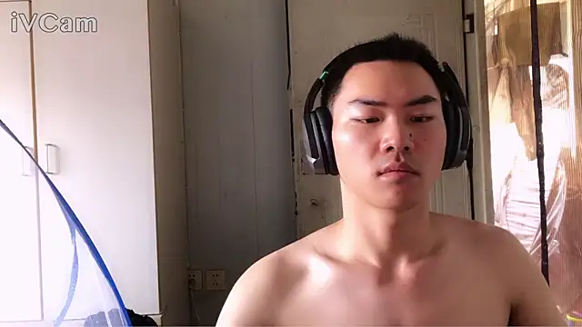 dyjdddttj webkamerás műsora